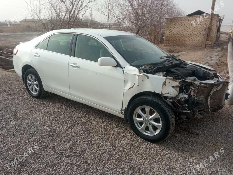 Toyota Camry 2010 - 133 000 TMT - Мургап - img 1