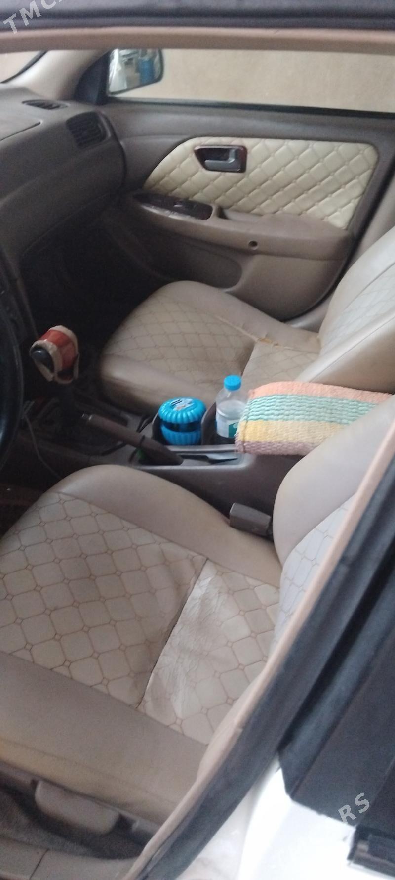 Toyota Camry 2001 - 125 000 TMT - Бабадайхан - img 1