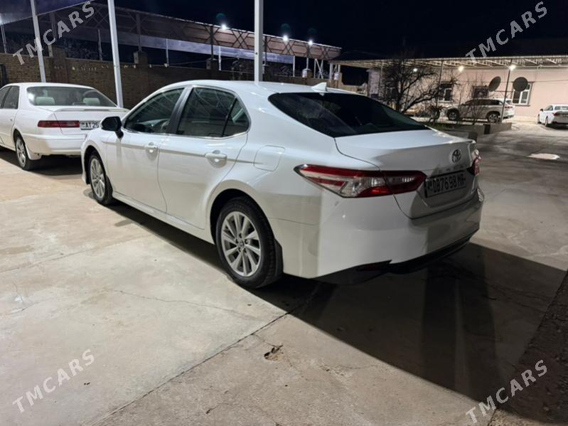 Toyota Camry 2020 - 300 000 TMT - Байрамали - img 1