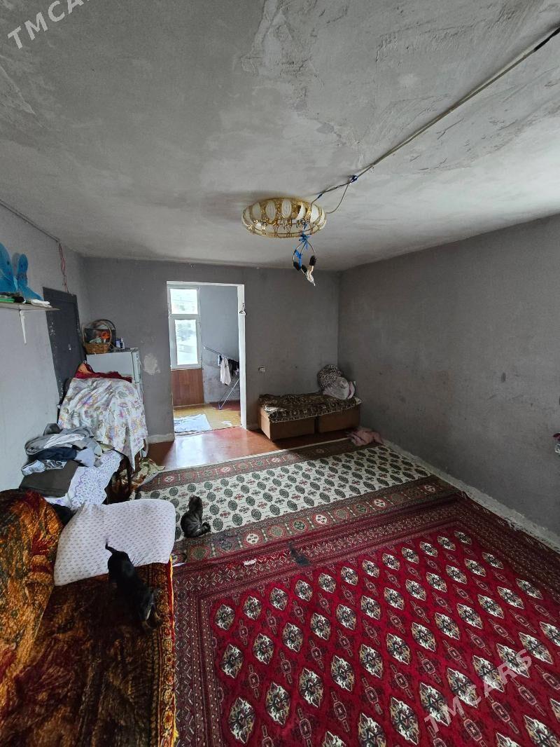 ️30-Mkr 3 Etaj 1 Komnat️ - Ашхабад - img 1