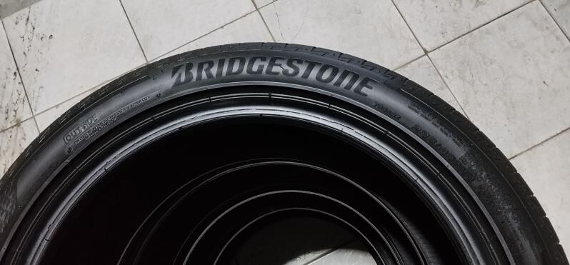 235 45 18 Bredistone Ýyly24 5 500 TMT - Гарадамак - img 1