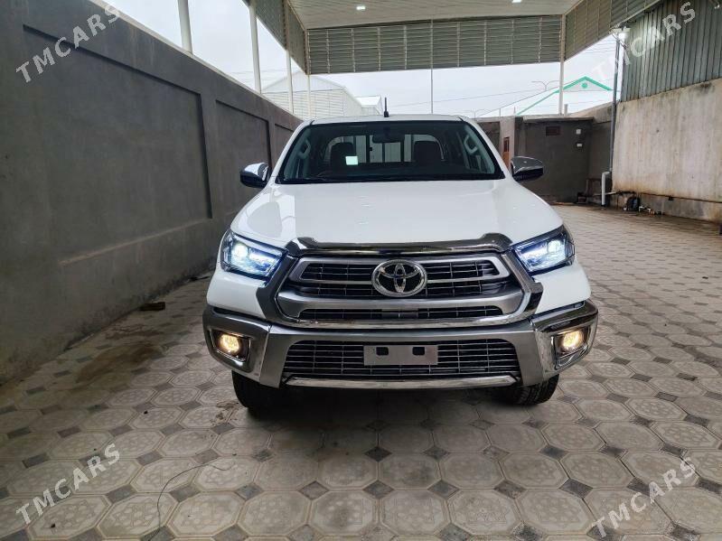 Toyota Hilux 2025 - 595 000 TMT - Mary - img 1