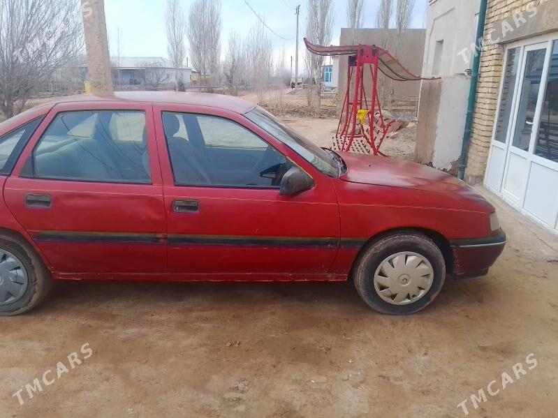 Opel Vectra 1989 - 25 000 TMT - Gubadag - img 1