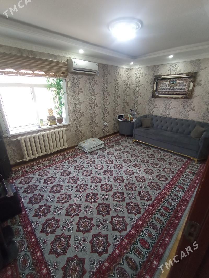 satlyk jay - Mary - img 1