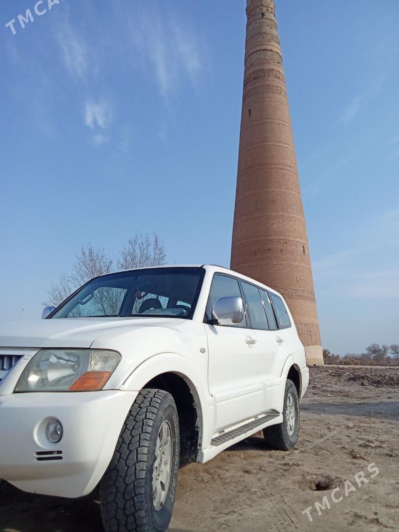 Mitsubishi Pajero 2003 - 160 000 TMT - Köneürgenç - img 1