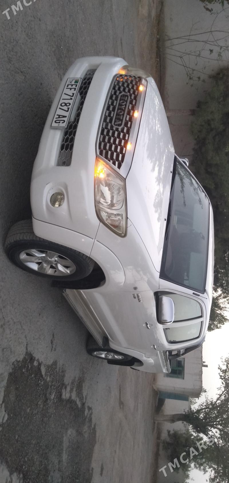 Toyota Hilux 2010 - 285 000 TMT - Aşgabat - img 1