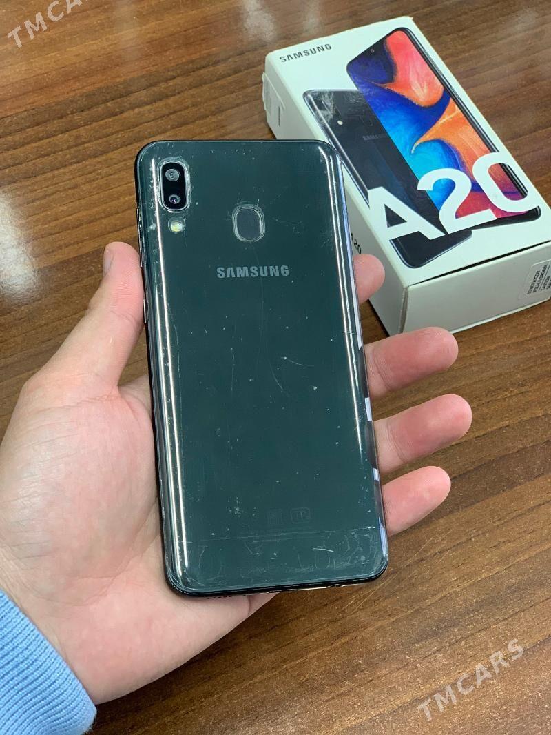 Samsung A20 - Mary - img 1