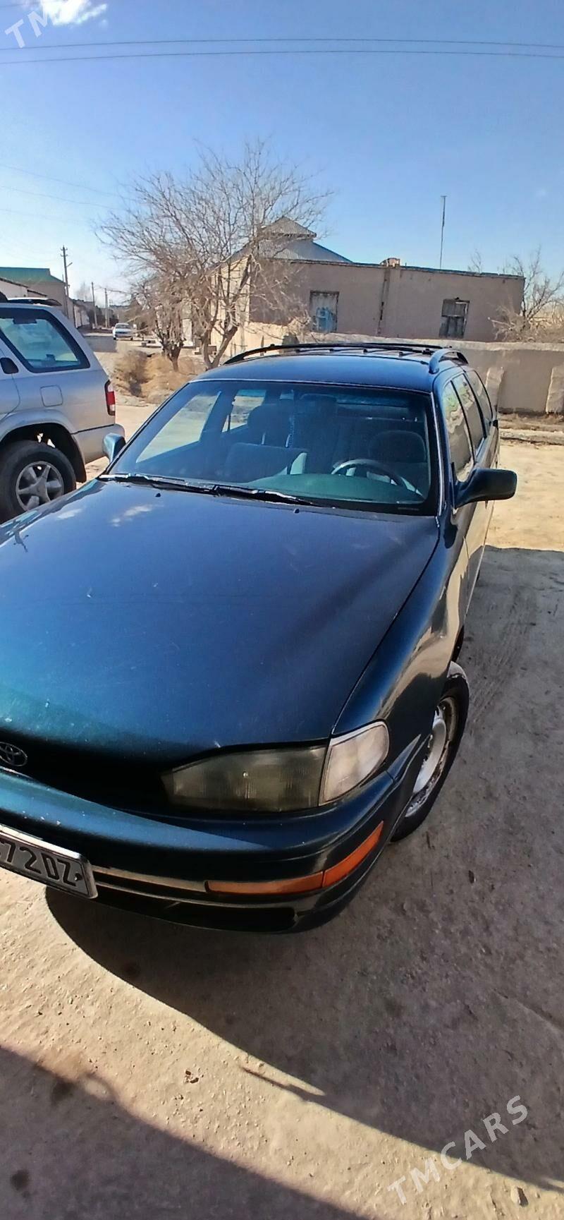 Toyota Camry 1993 - 80 000 TMT - Гурбансолтан Едже - img 1