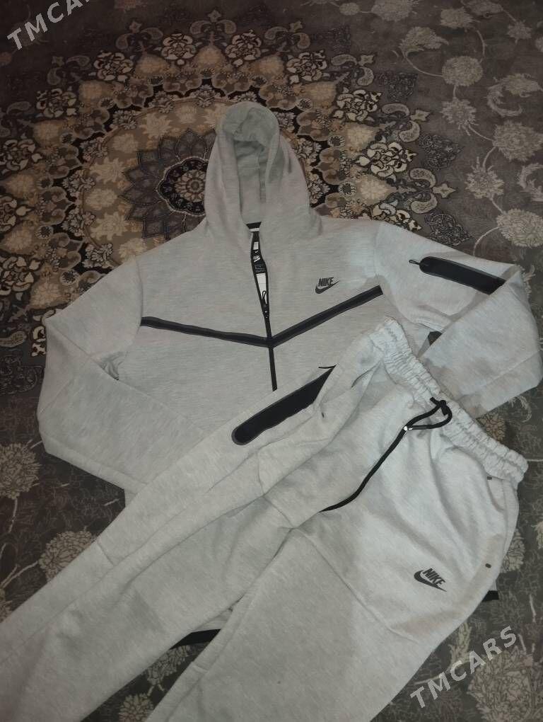 Nike Tech Fleece - Türkmenbaşy - img 1