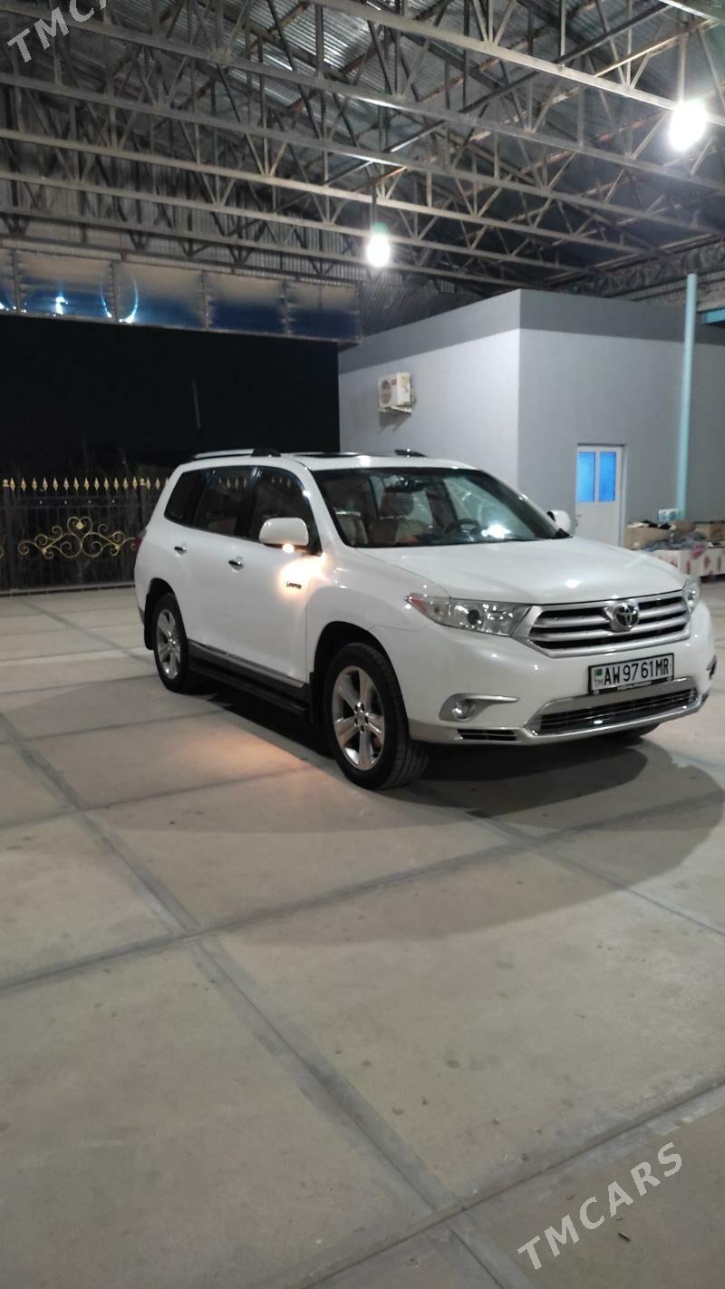 Toyota Highlander 2012 - 350 000 TMT - Байрамали - img 1