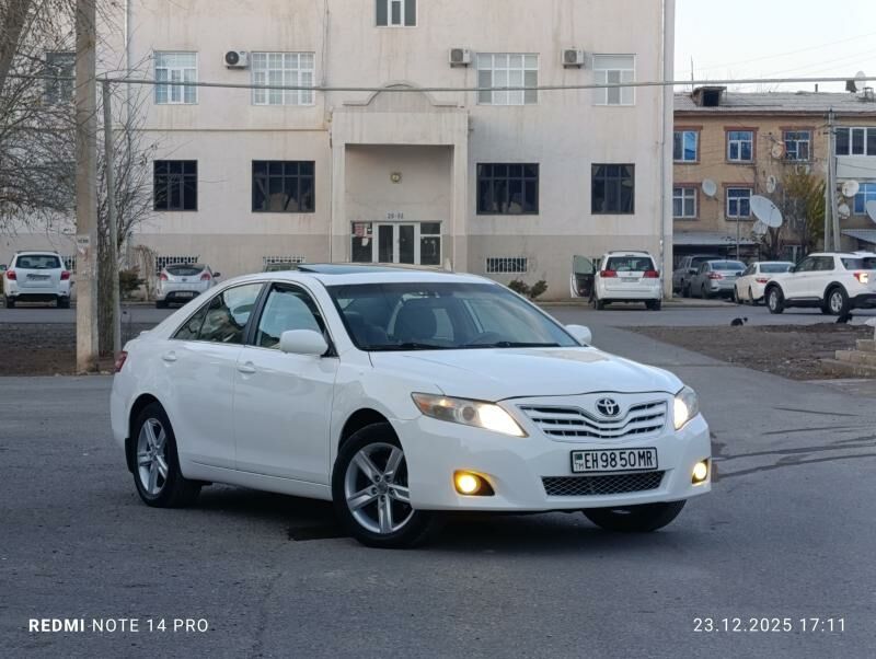 Toyota Camry 2010 - 199 999 TMT - Мары - img 1