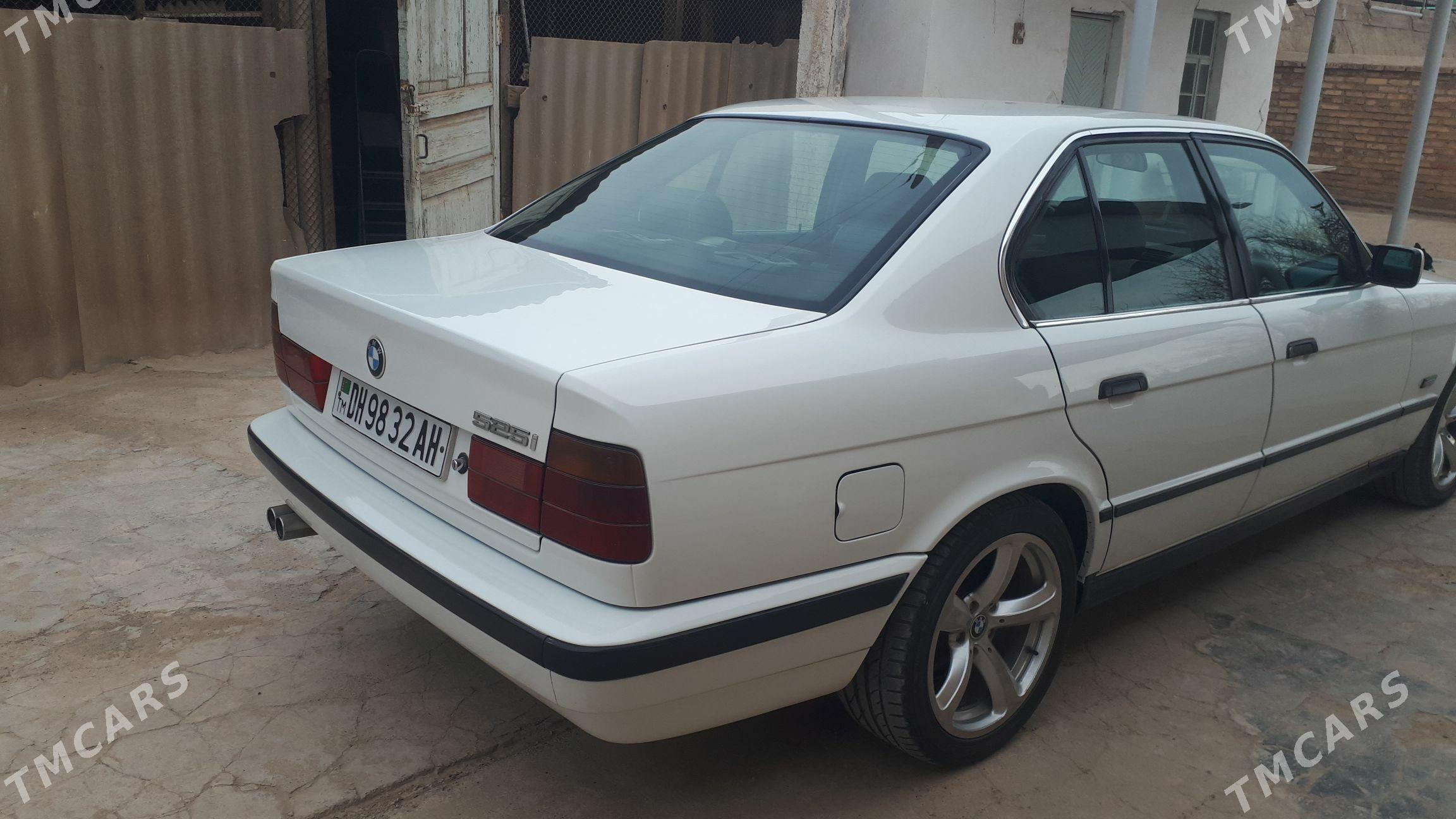 BMW 525 1994 - 78 000 TMT - Бабадайхан - img 1