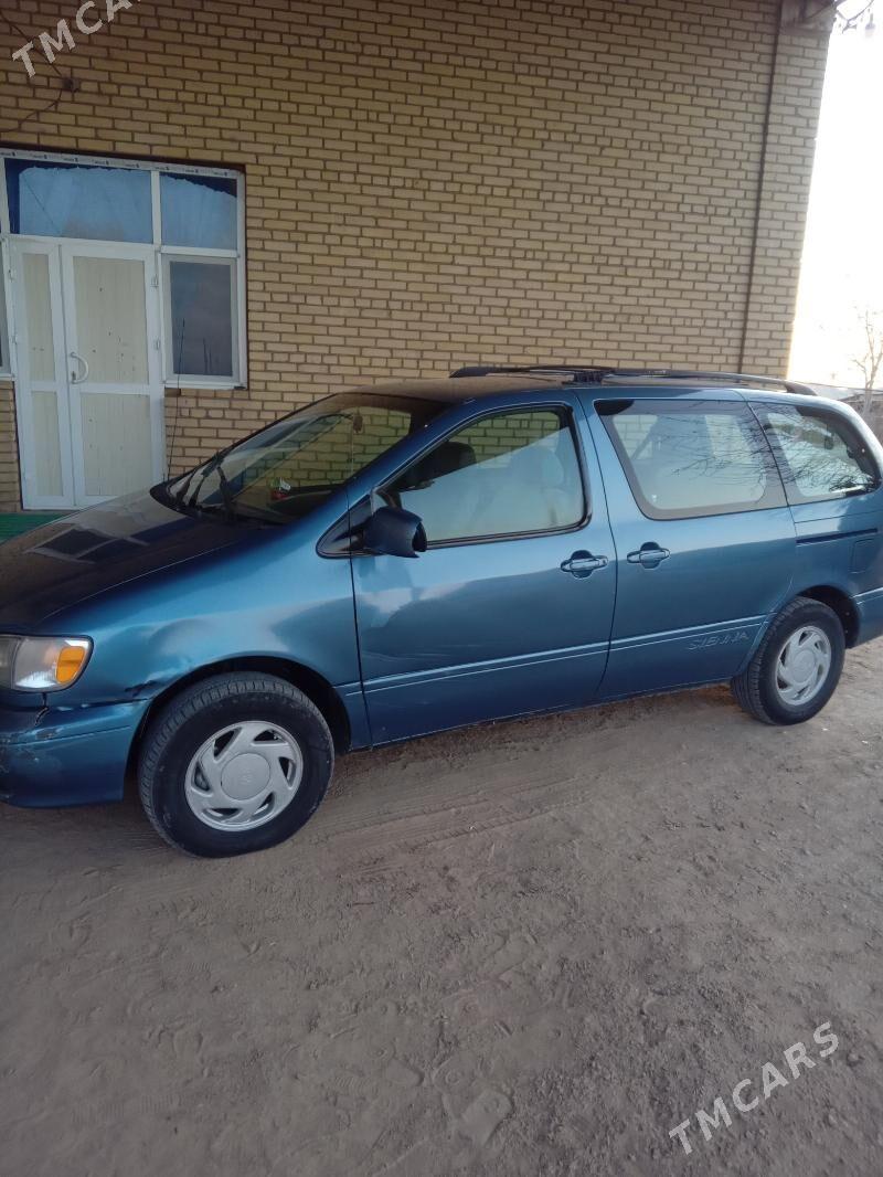 Toyota Sienna 1999 - 150 000 TMT - Murgap - img 1