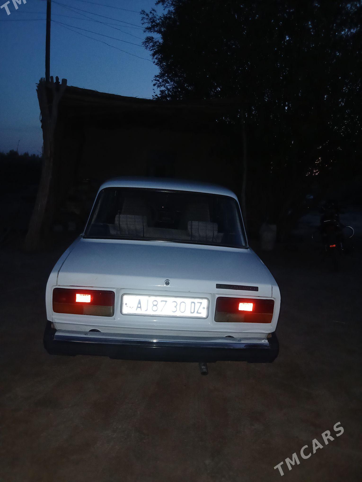 Lada 2107 2001 - 45 000 TMT - Türkmenbaşy etr. - img 1