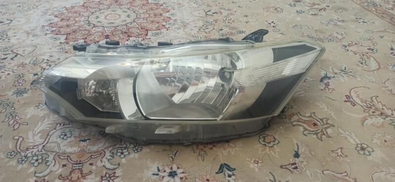 Yaris 2014  fara 1 100 TMT - Köşi - img 1