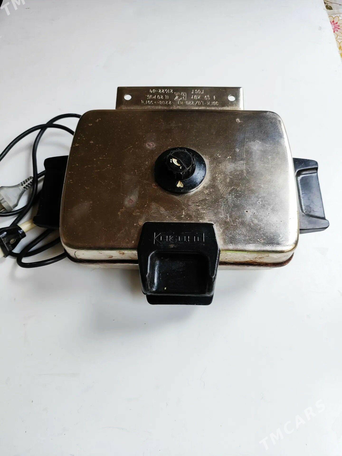 Вафельница - Туркменбаши - img 1