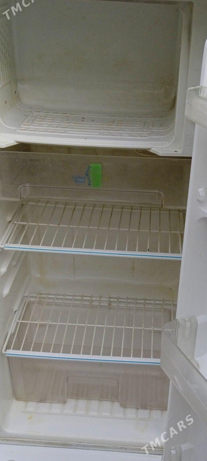 holodilnik - Büzmeýin - img 1