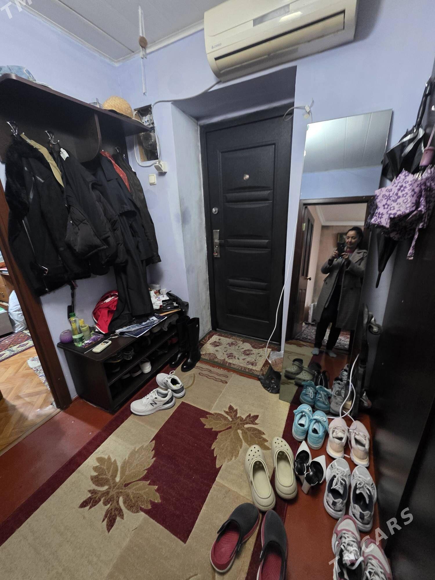 5 МКР  3 комн - 5 мкр - img 1