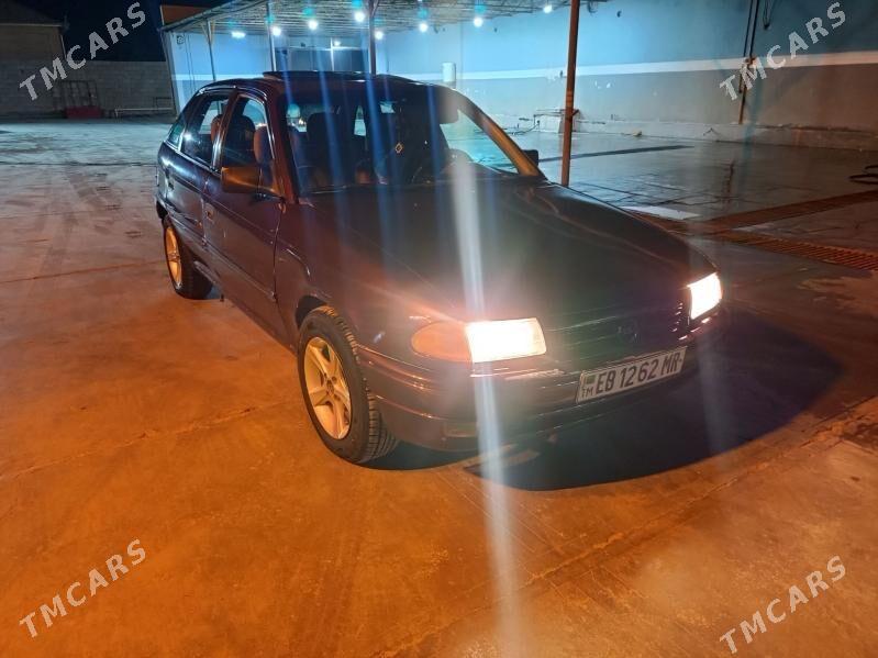 Opel Astra 1992 - 32 000 TMT - Мары - img 1