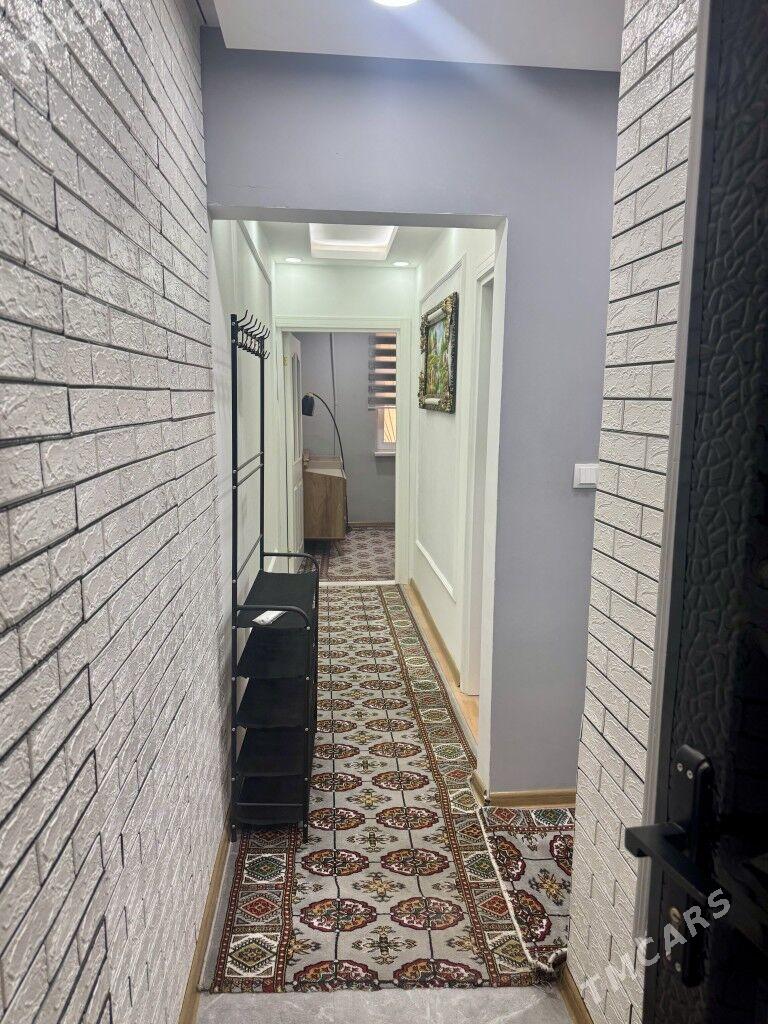 11mkr - 11 mkr - img 1