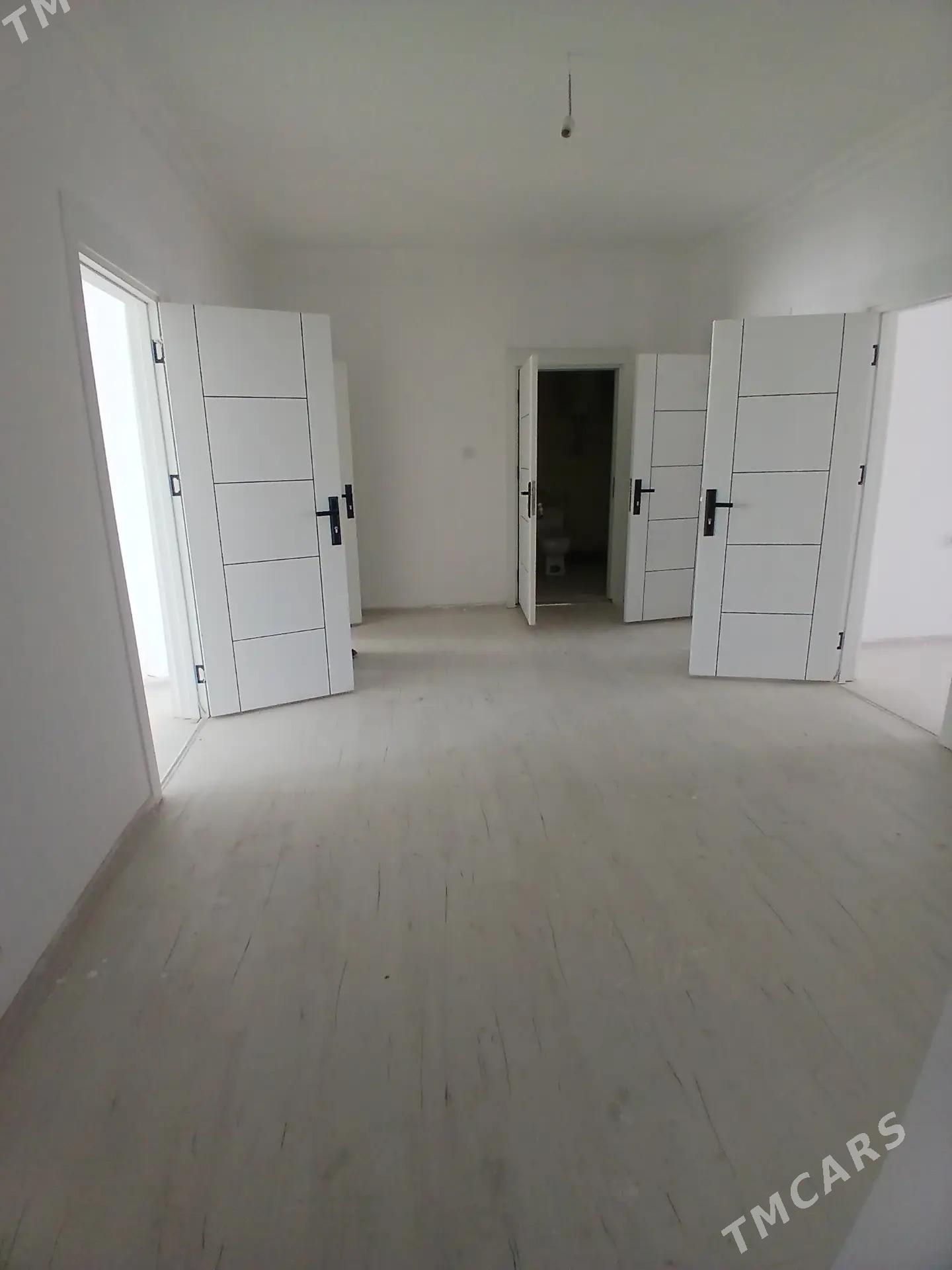 Anew panel jay 4/3 3kom 132m² - Анев - img 1