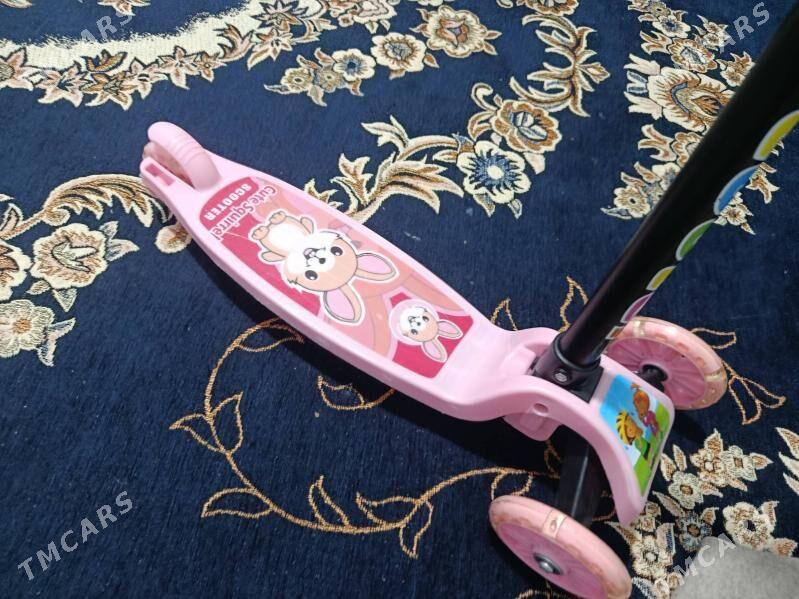 skutor - Baýramaly - img 1