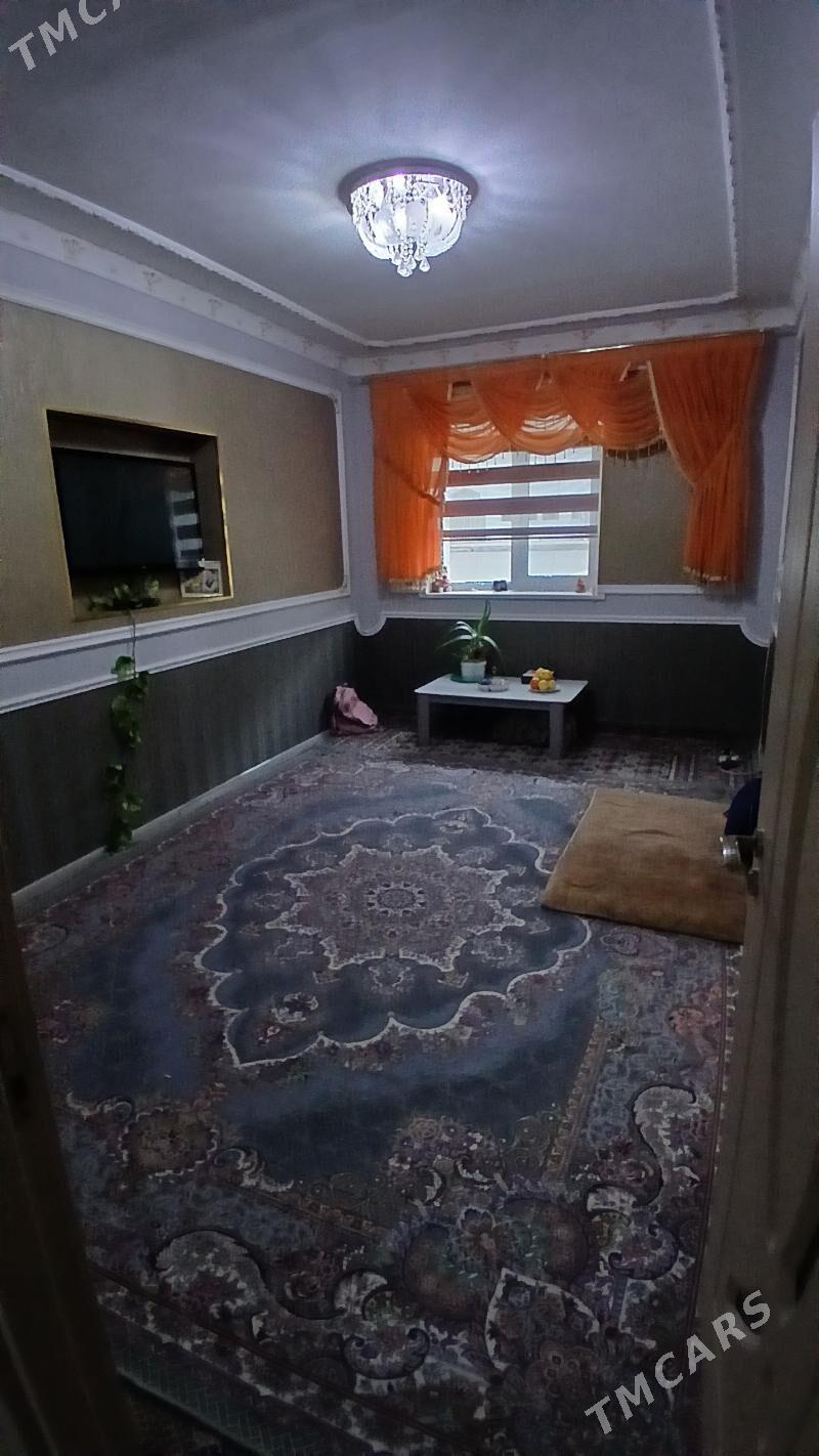 3 mkr 3/1 2 komnat - 3 мкр - img 1