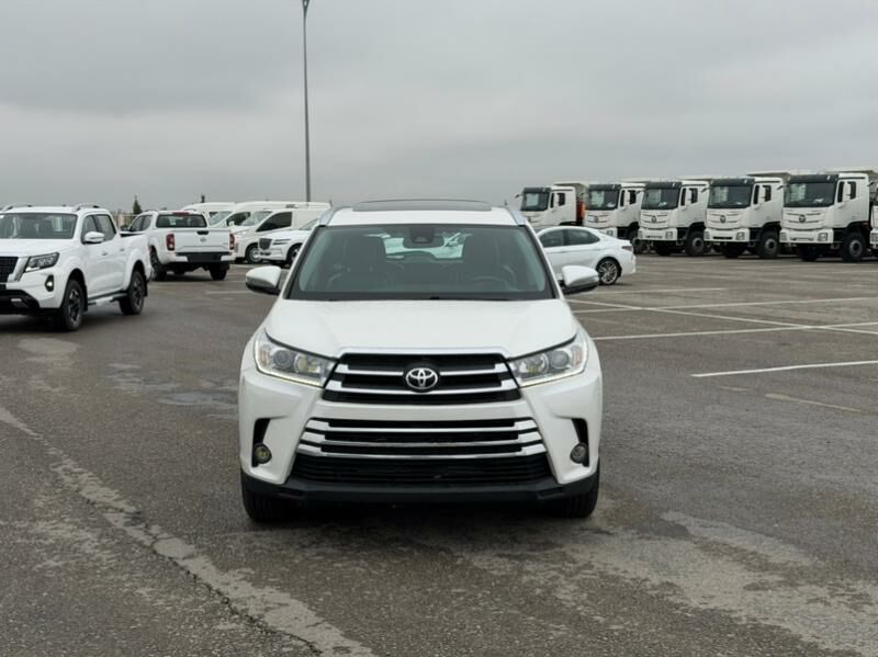 Toyota Highlander 2018 - 411 000 TMT - Aşgabat - img 1