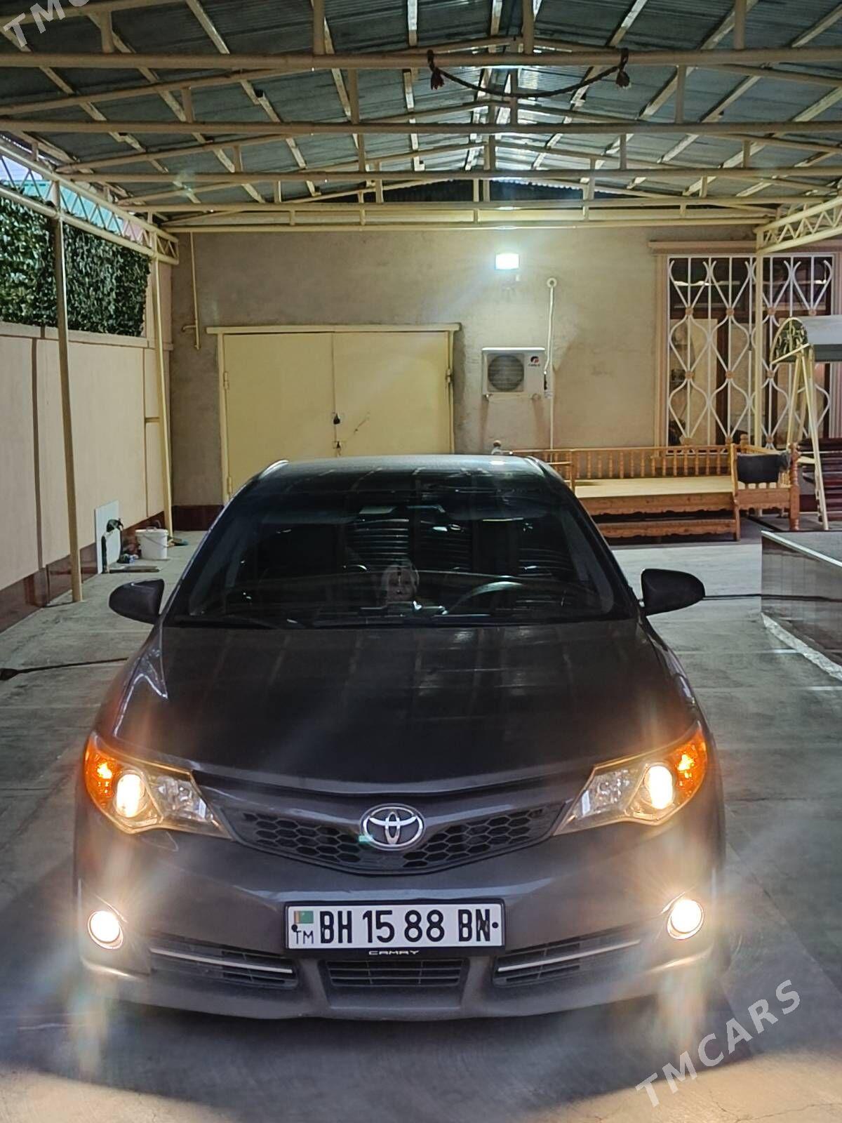 Toyota Camry 2012 - 205 000 TMT - Balkanabat - img 1