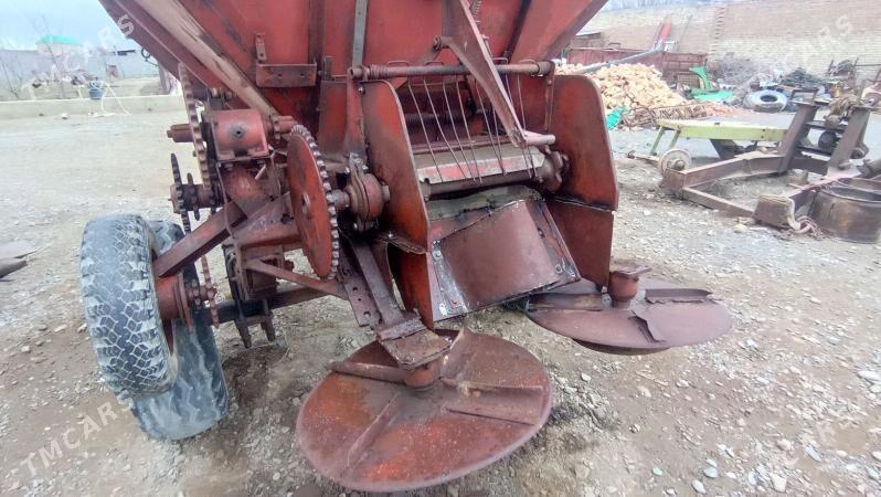 MTZ 82 1995 - 30 000 TMT - Бахарден - img 1