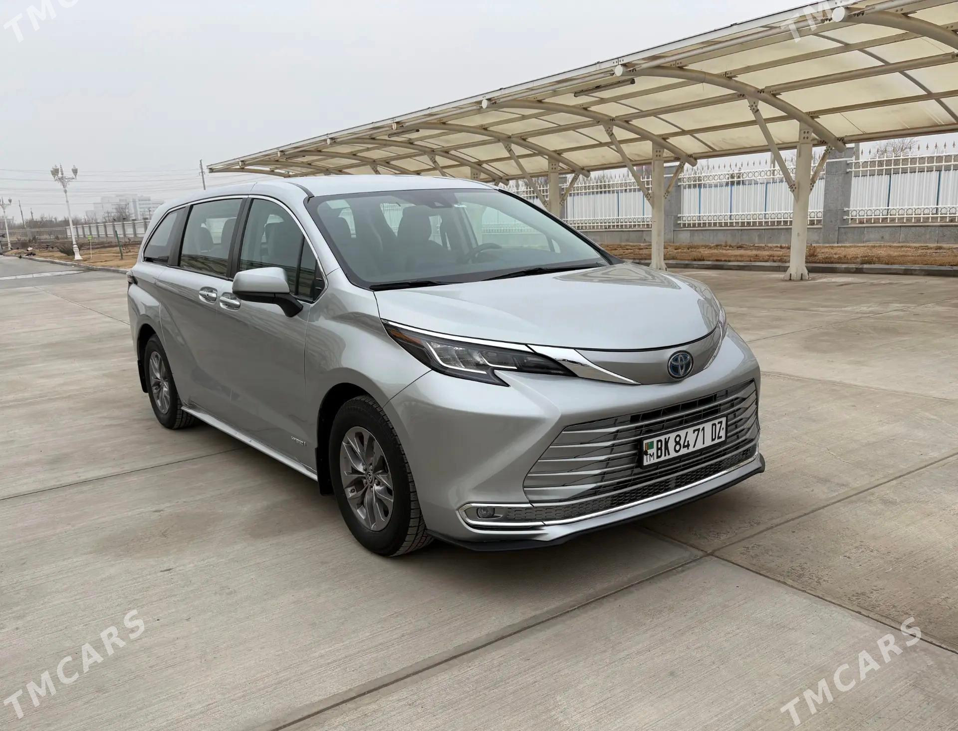 Toyota Sienna 2022 - 450 000 TMT - Daşoguz - img 1