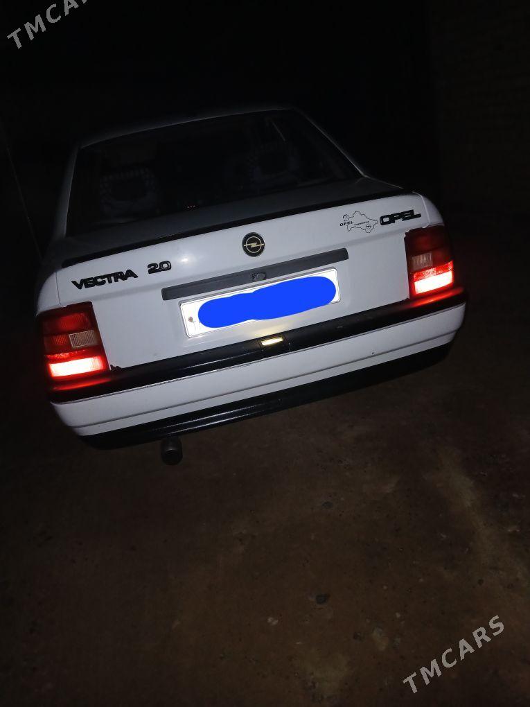 Opel Vectra 1992 - 50 000 TMT - Мары - img 1