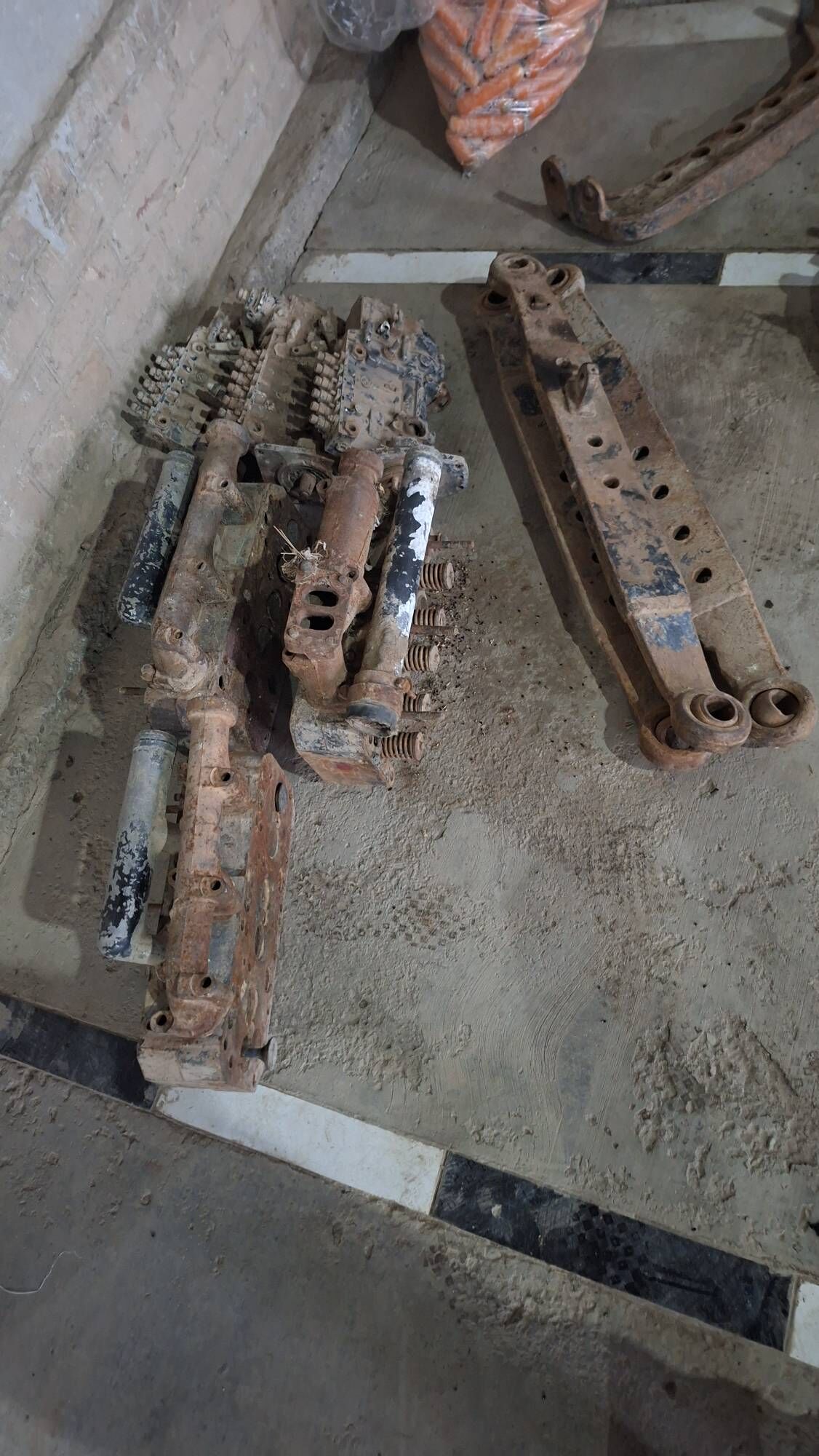 mtz 1221 1 000 TMT - Чарджоу - img 1