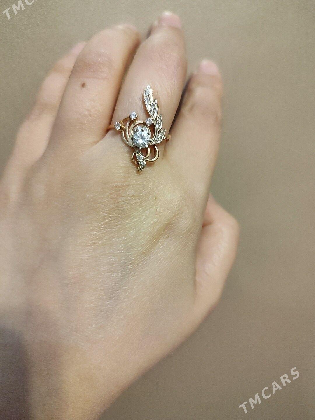 Gyzyl yuzuk/Золотое кольцо - Aşgabat - img 1