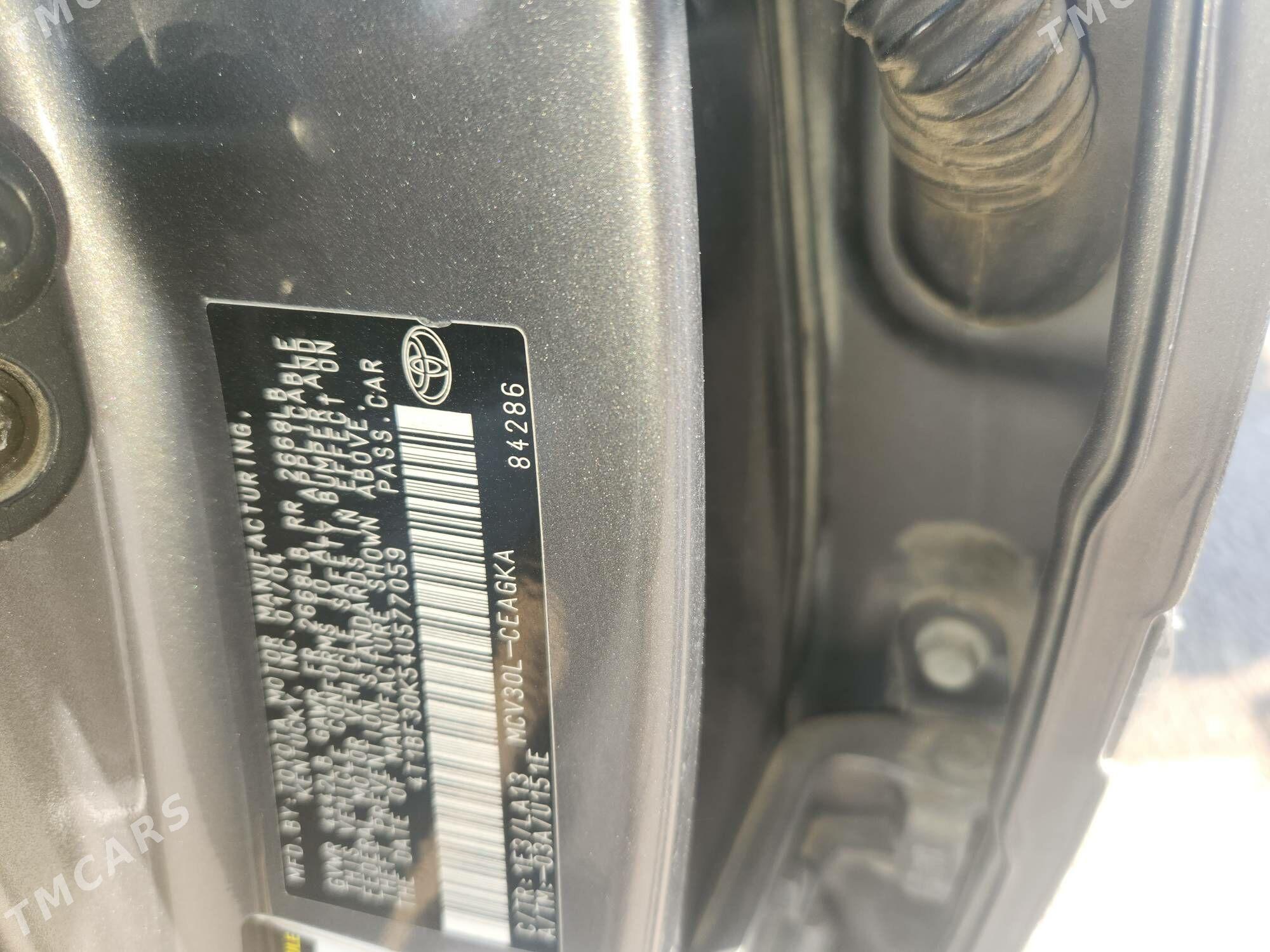 Toyota Camry 2004 - 260 000 TMT - Ýolöten - img 1