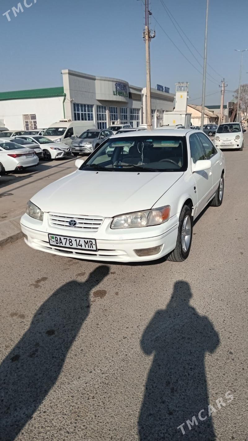 Toyota Camry 2001 - 135 000 TMT - Мары - img 1