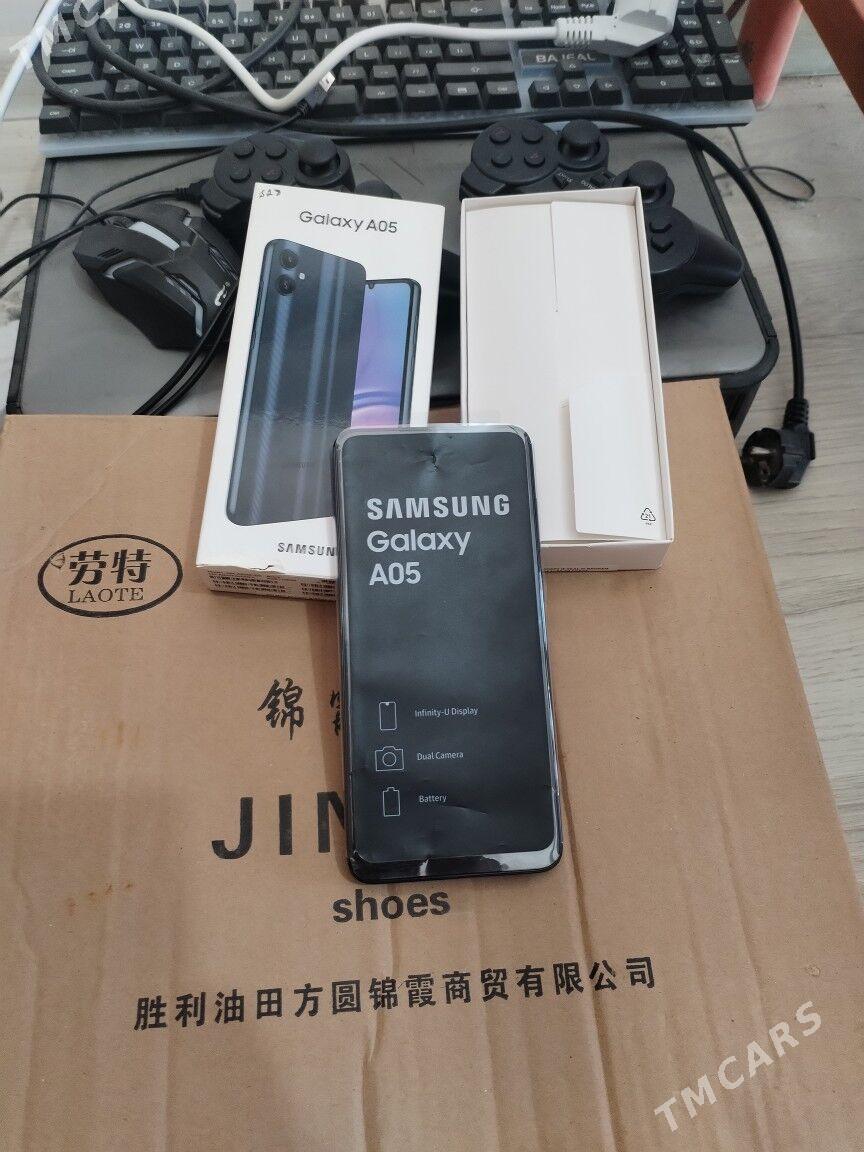 SAMSUNG A05 (128gb) TAZE - Балканабат - img 1