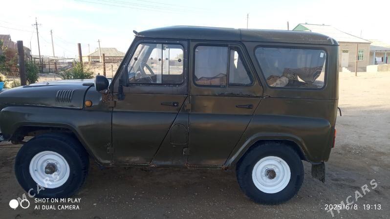 UAZ 469 1999 - 33 000 TMT - Гумдаг - img 1