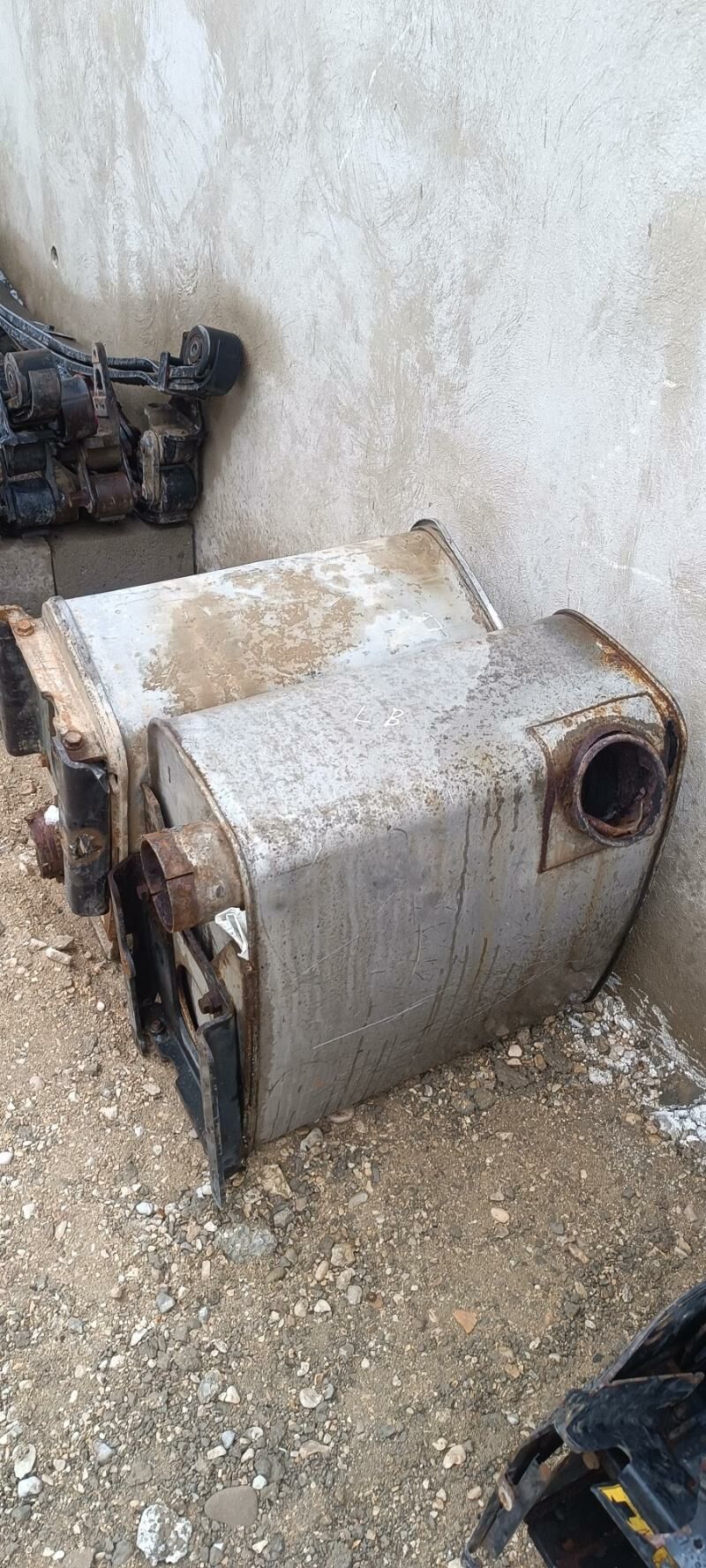 Man zapcas 105 TMT - Balkanabat - img 1