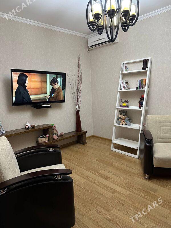 А.Новаи, 3-ком на 1 этаже - Ашхабад - img 1