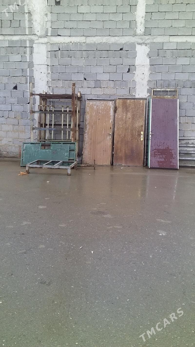 Demir gapylar - Aşgabat - img 1