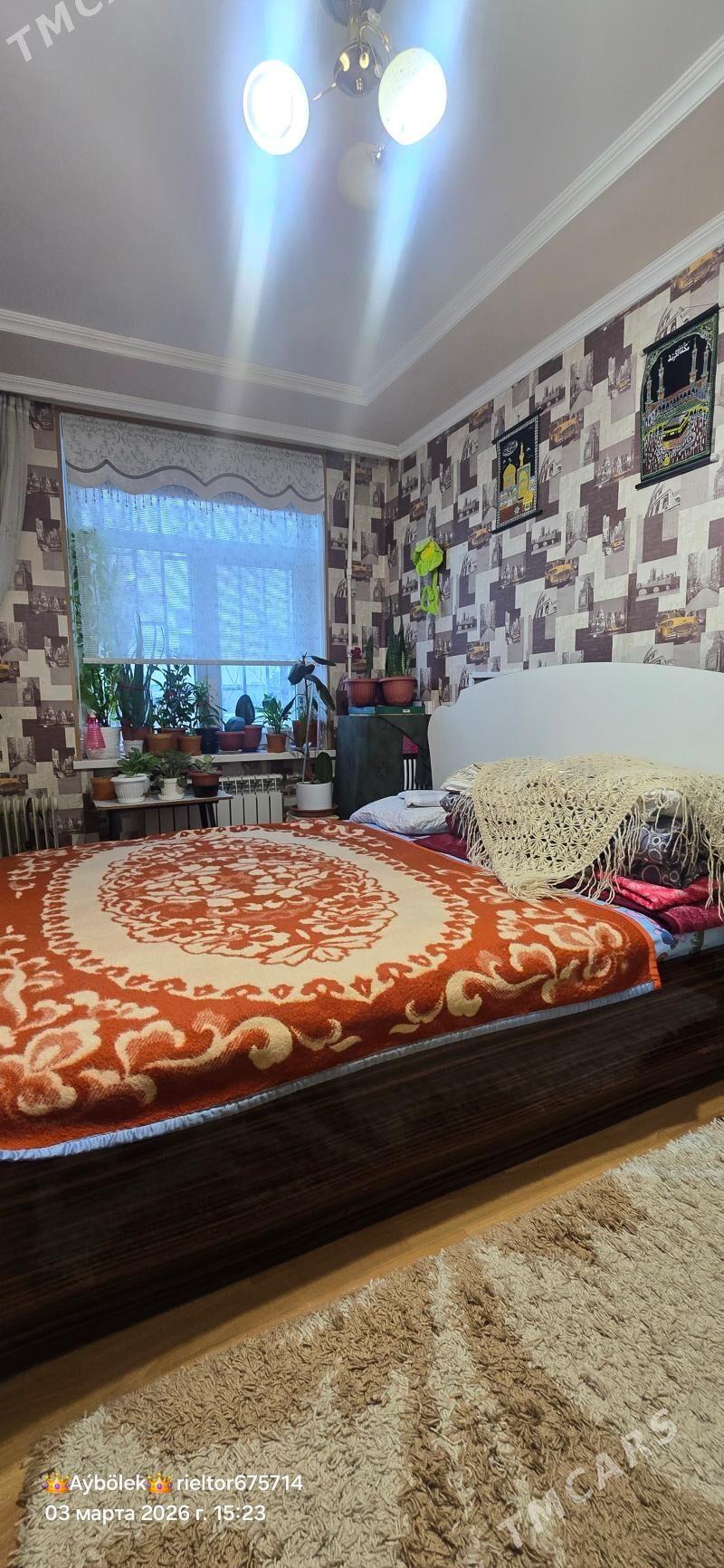 Satlyk 3/1 etajy 2kom - 4 мкр - img 1