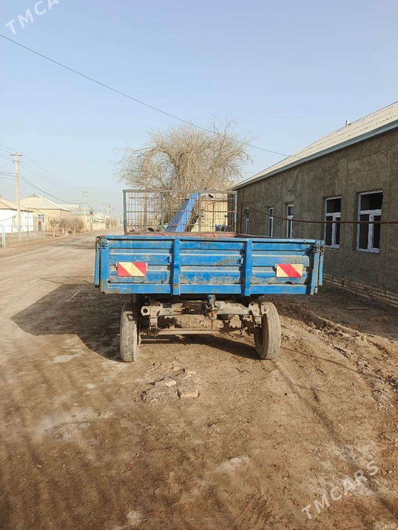 MTZ T-28 1998 - 11 000 TMT - Мургап - img 1