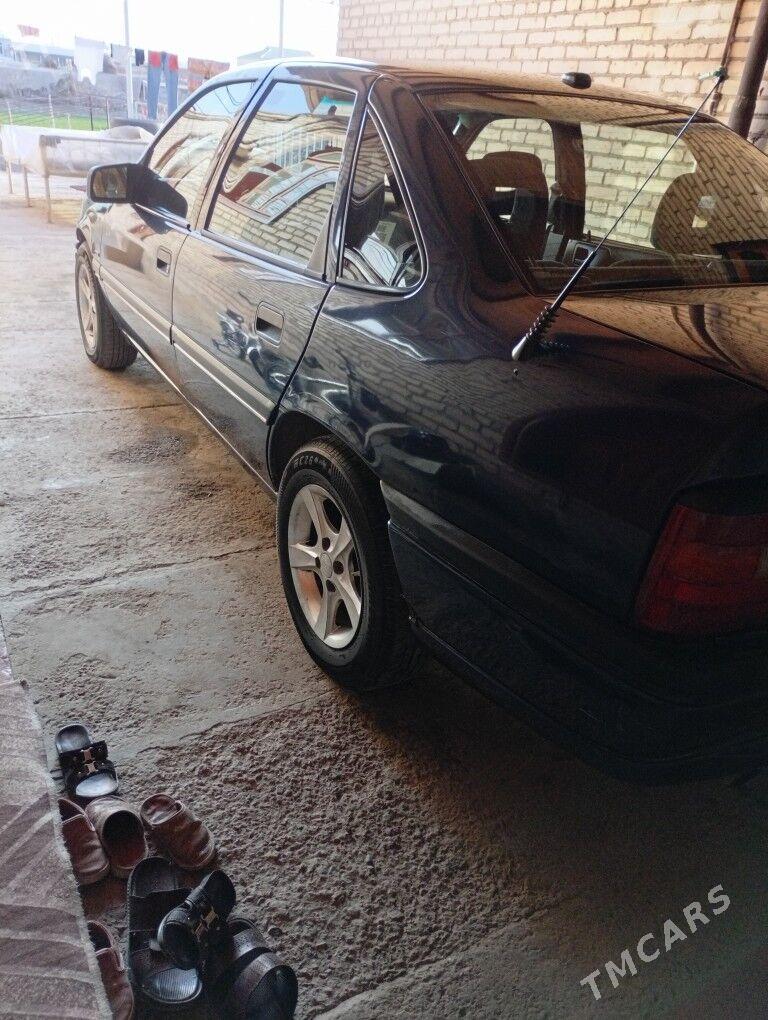 Opel Vectra 1994 - 55 000 TMT - Туркменабат - img 1