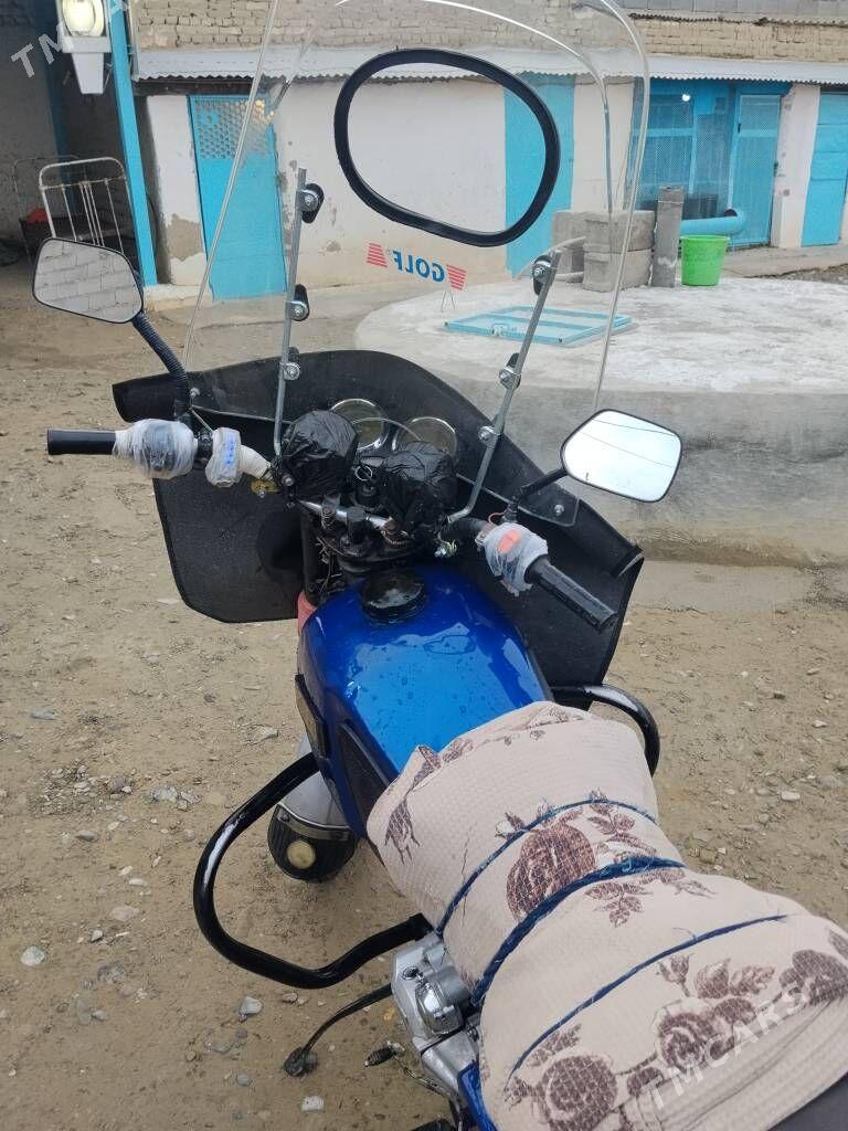 Fekon FK150-8G 2023 - 10 000 TMT - Bäherden - img 1