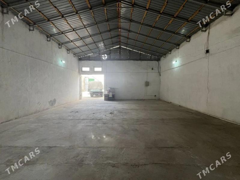 Sklad Änew - Ак-Бугдайский этрап - img 1