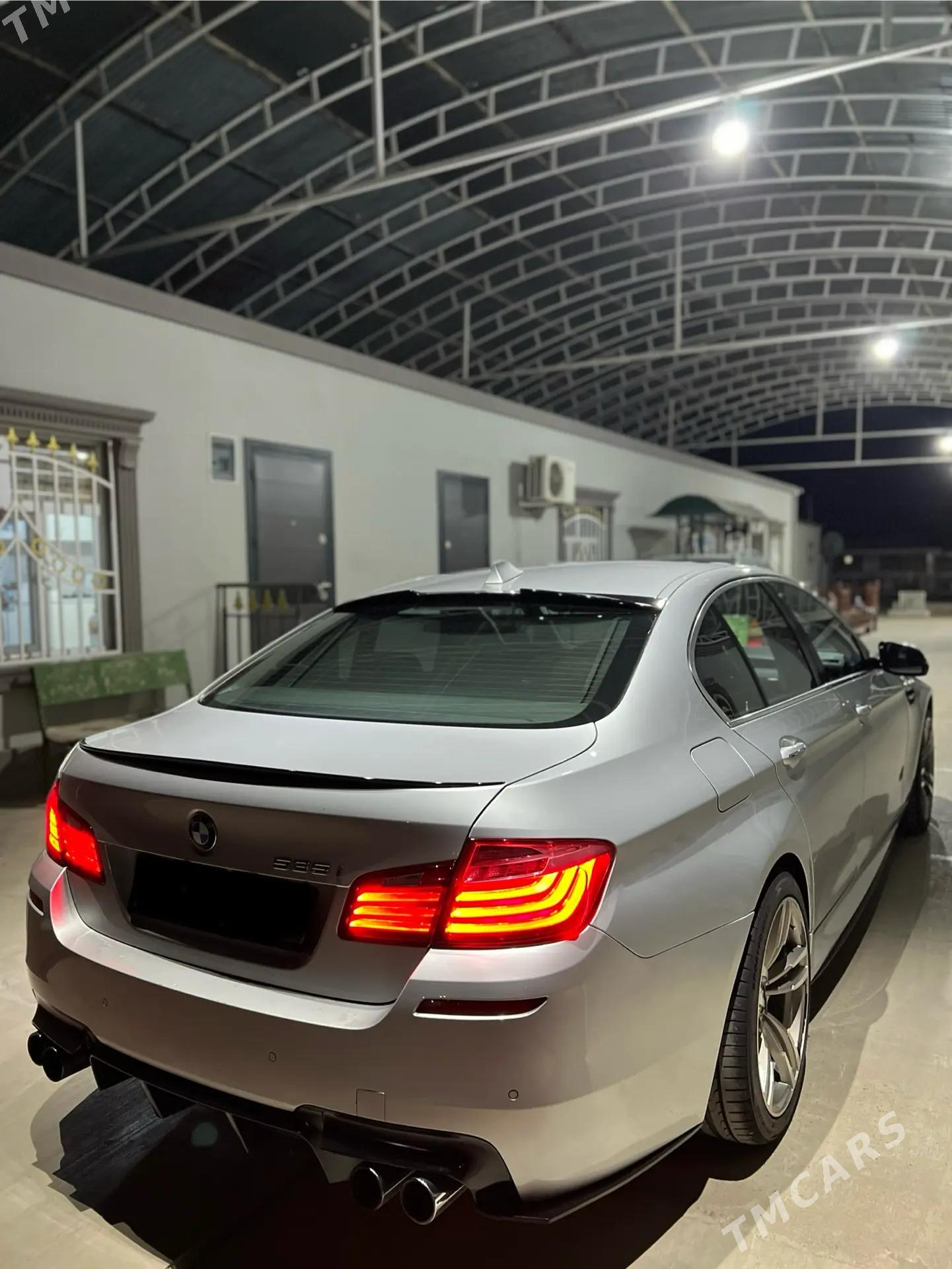 BMW F10 2010 - 290 000 TMT - Bäherden - img 1