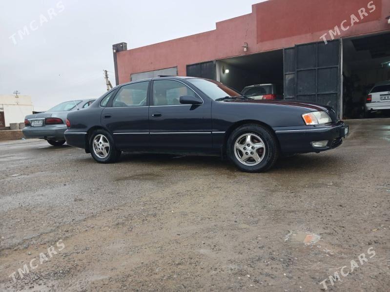 Toyota Avalon 1999 - 180 000 TMT - Сейди - img 1