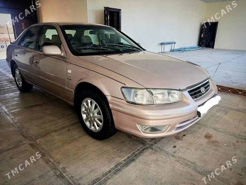 Toyota Camry 2000 - 150 000 TMT - Magdanly - img 1