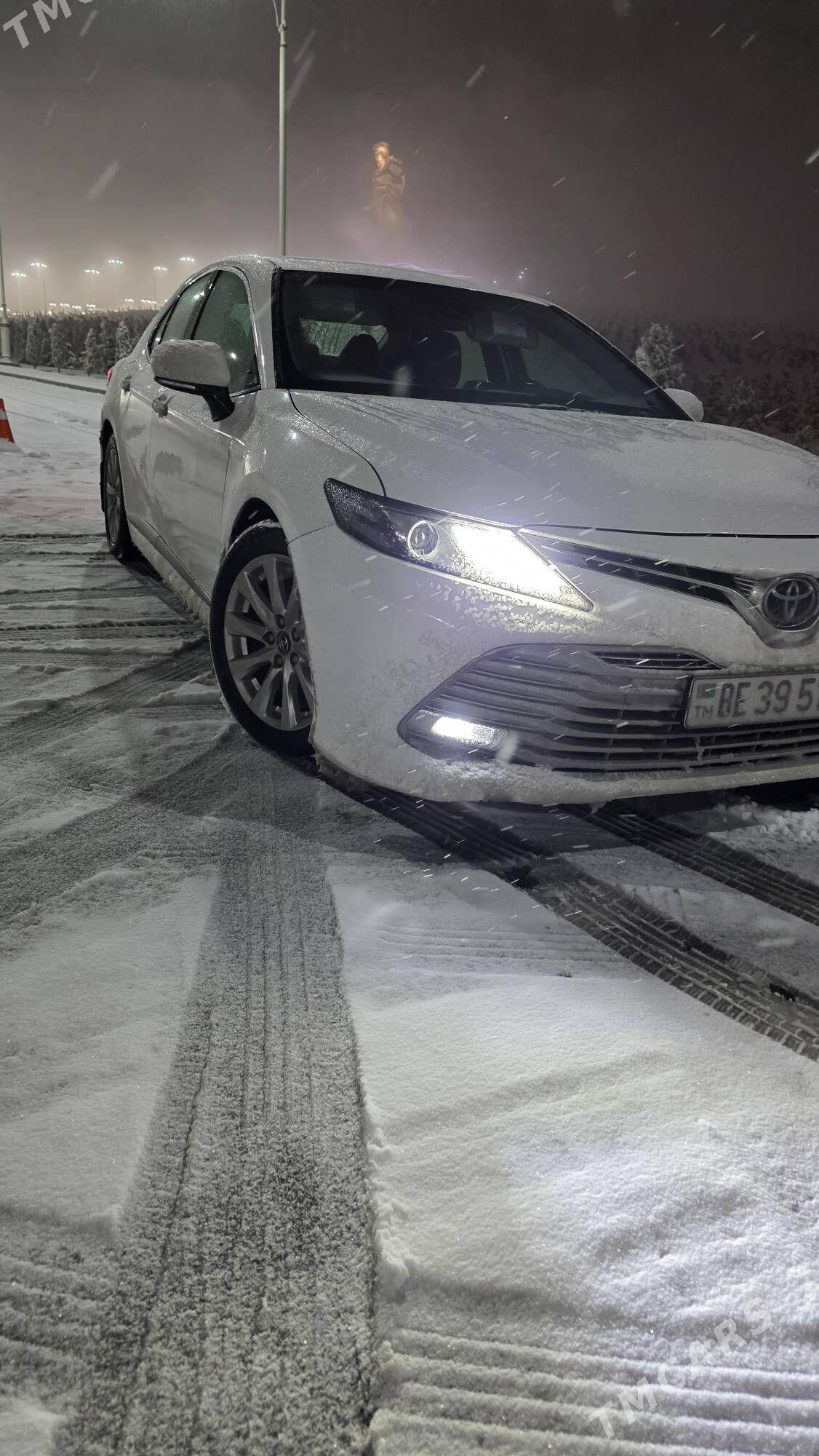 Toyota Camry 2019 - 340 000 TMT - Ким район - img 1